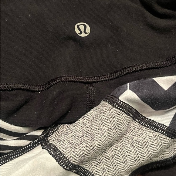 Lululemon Athletica Wunder Under Pant Sz 6 Reversible Waist - Picture 6 of 8